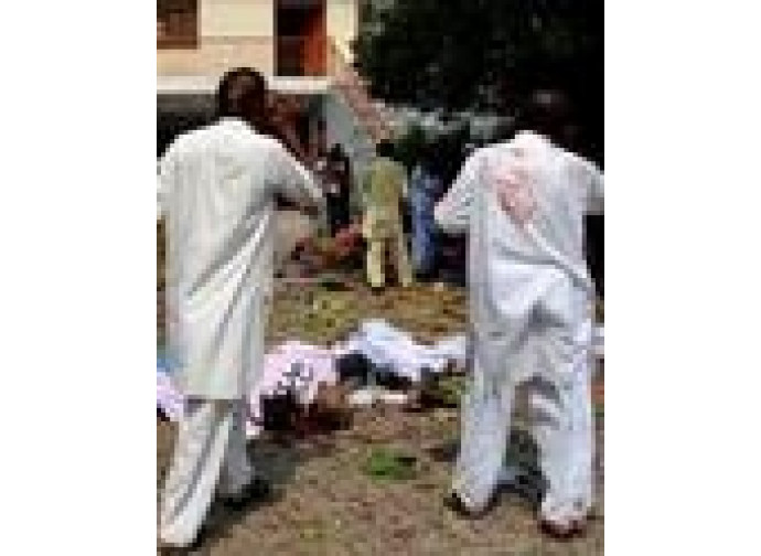 Attentato a Peshawar Attentato a Peshawar